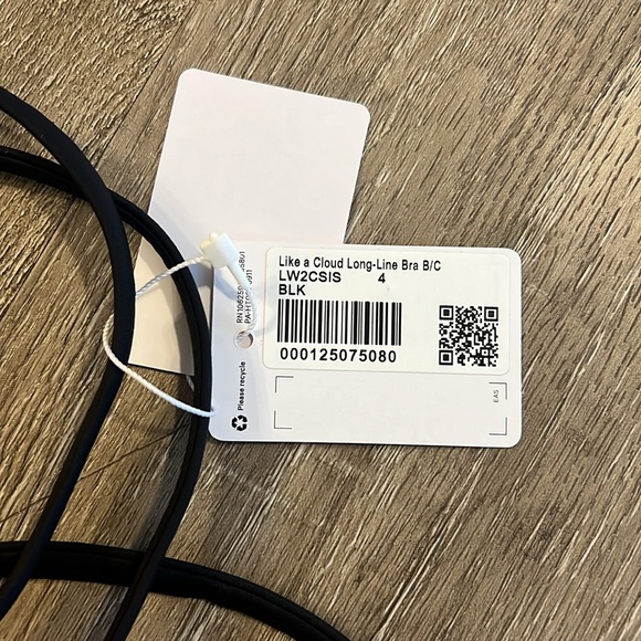 Lululemon Like a Cloud Longline Bra *Light
Support, B/C Cup - Picture 8 of 8